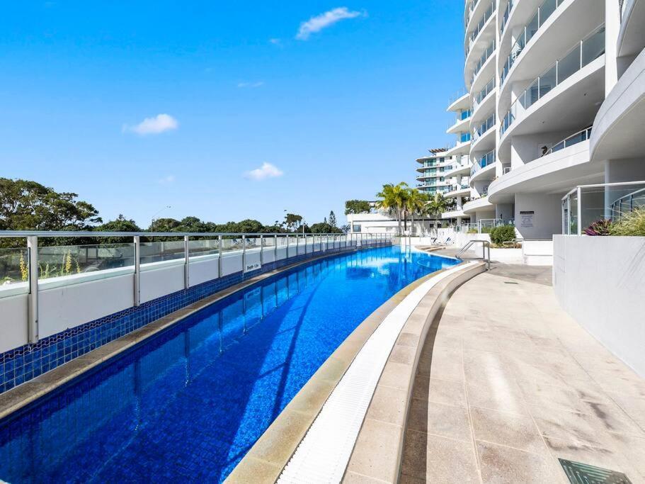 Sensational Ocean View 2 Bedroom Apartment Maroochydore Bagian luar foto